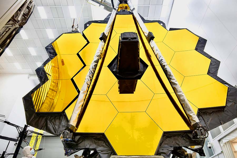 
        The James Webb Space Telescope (JWST) is a large, infrared-optimized space telescope. It will find the first galaxies that formed in the early Universe, connecting the Big Bang to our own Milky Way Galaxy.
    